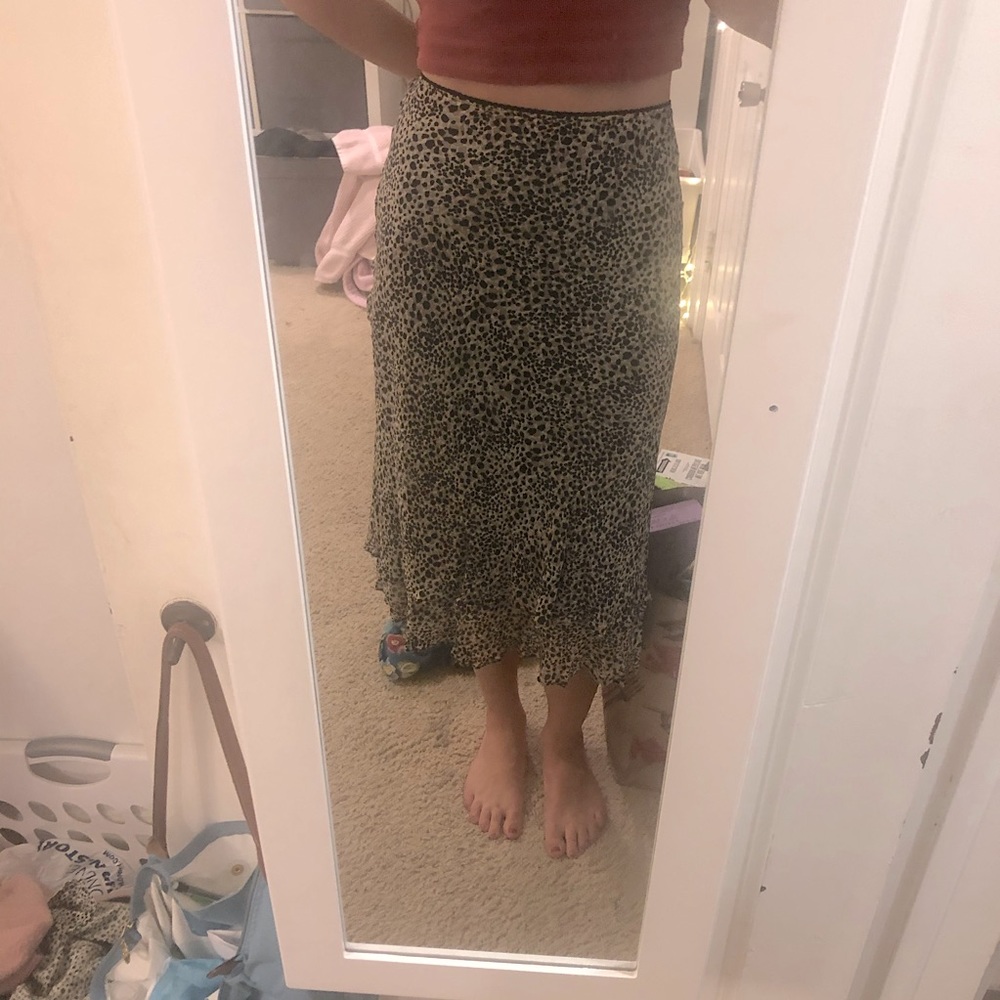 Beige/black midi skirt